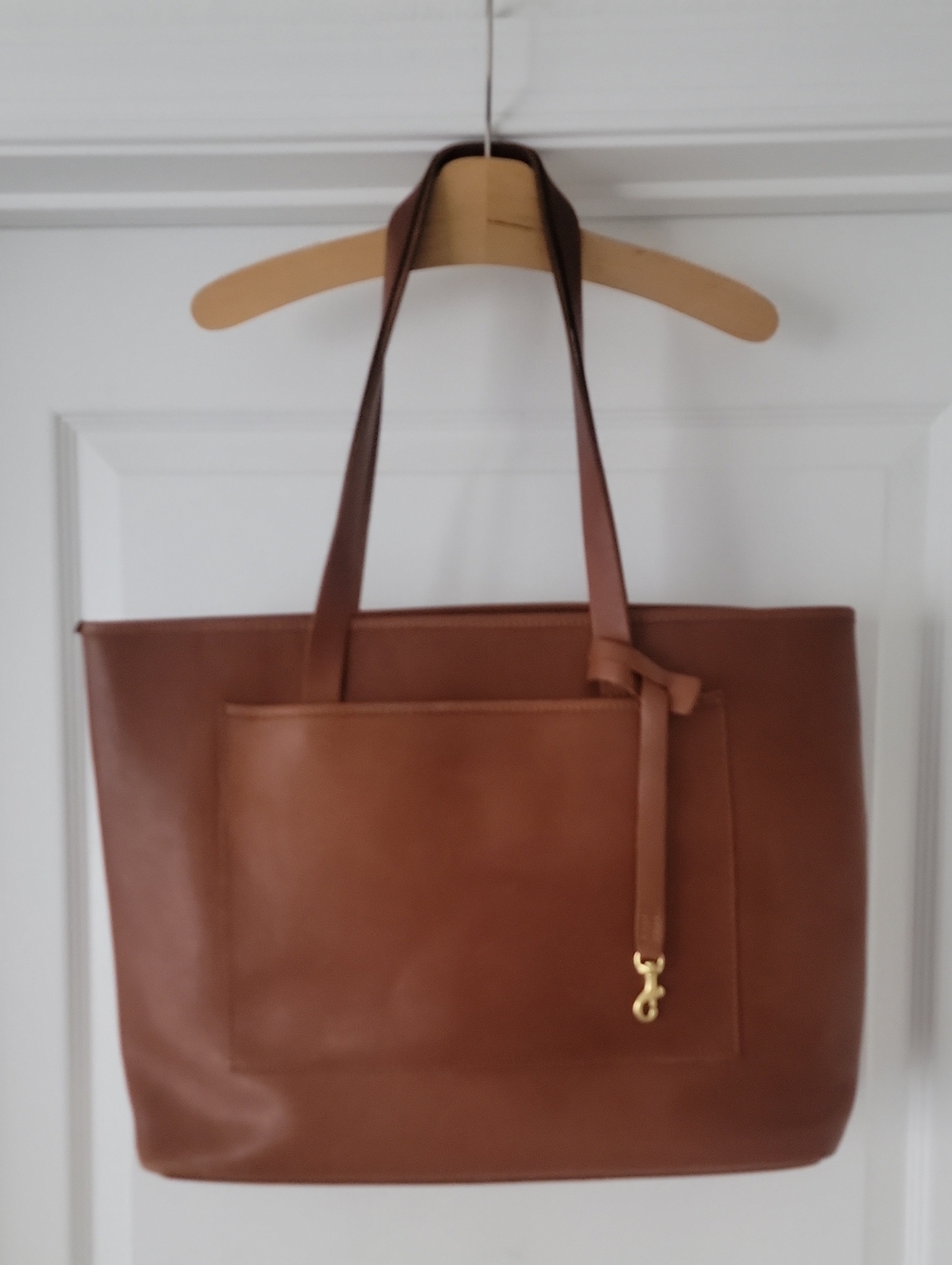 WP  STANDARD Classic Brown Leather Tote Bag with Front Pocket